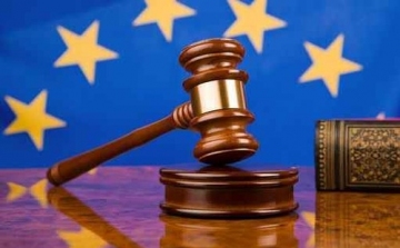 EU-bíróság: bejegyezhető uniós védjegyként a Rubik-kocka formája