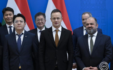 Szijjártó Péter: magyar technológiával jöhet létre a keleti és a nyugati fizetési rendszerek harmonizációja
