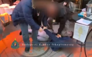 Letartóztatták a szájmaszkokkal üzletelő csalót