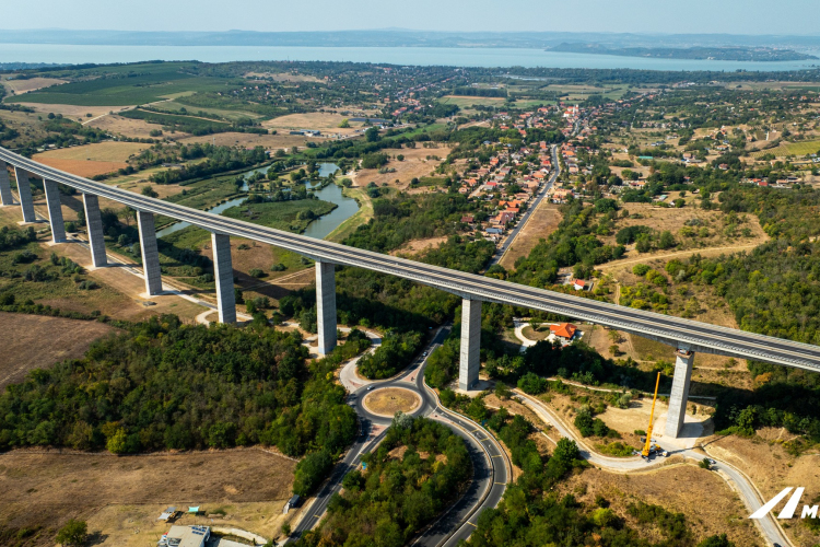 Elkészült a Kőröshegyi völgyhíd karbantartása