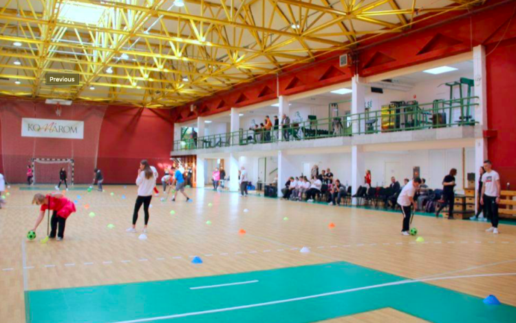 Téli paralimpiát szervezett a Máltai Szeretetszolgálat a városi sportcsarnokban