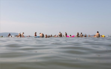 Vízbe fulladt egy férfi Balatonszárszónál
