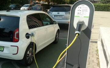Folyamatosan nő az elektromos autók akkumulátorának élettartama