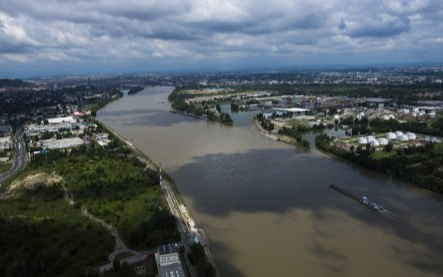 Árvíz - Északon apad, délen rekordokat dönt a Duna